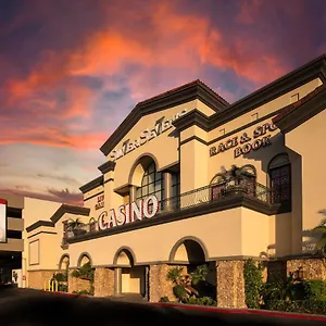 3* Hotel Silver Sevens Y Casino